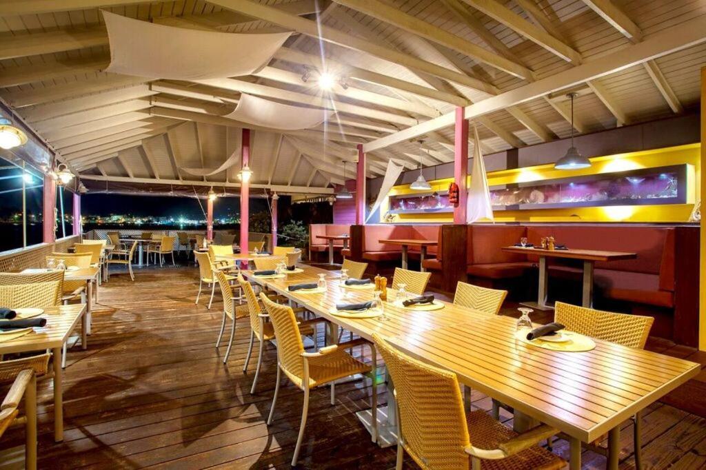 Ocean Terrace Inn Hotel Basseterre 外观 照片